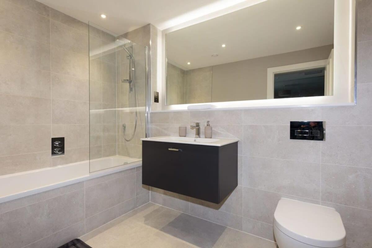Dragon Suites - Edinburgh City Centre 2 Bed Apartment מראה חיצוני תמונה