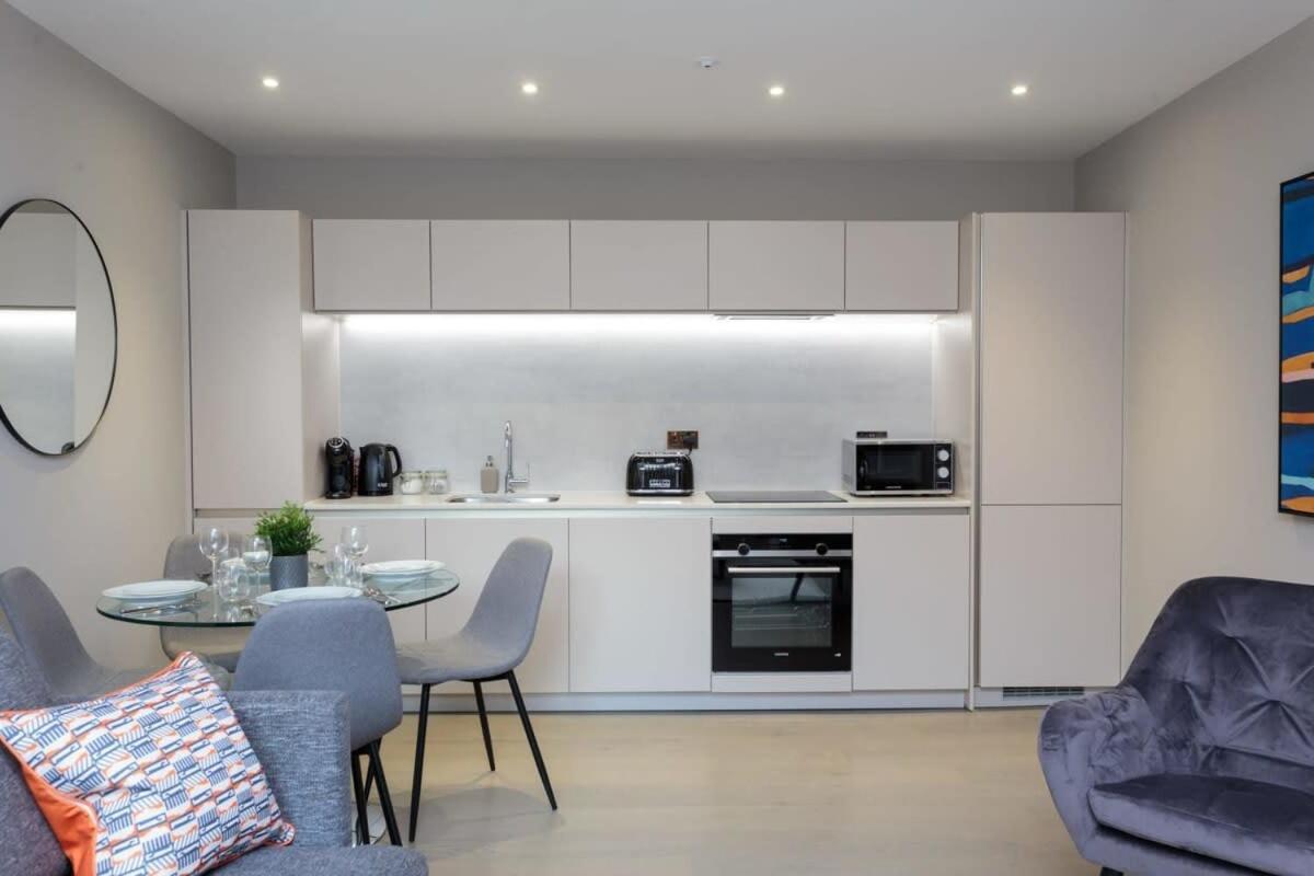 Dragon Suites - Edinburgh City Centre 2 Bed Apartment מראה חיצוני תמונה