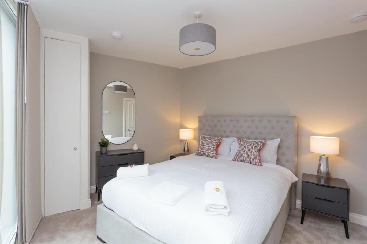 Dragon Suites - Edinburgh City Centre 2 Bed Apartment מראה חיצוני תמונה