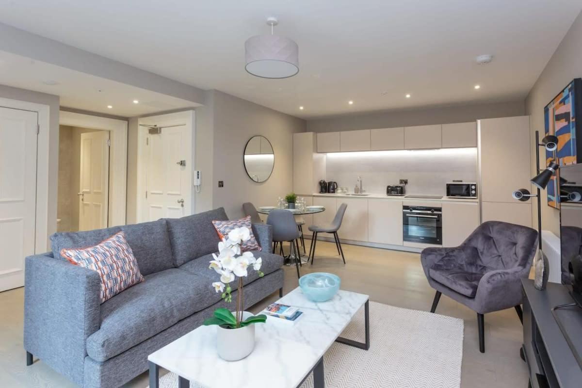 Dragon Suites - Edinburgh City Centre 2 Bed Apartment מראה חיצוני תמונה